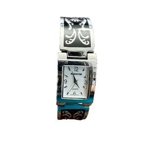 Manhattan‎ Croton Ladies Fashion Watch Quartz Black Silver Bracelet New Battery